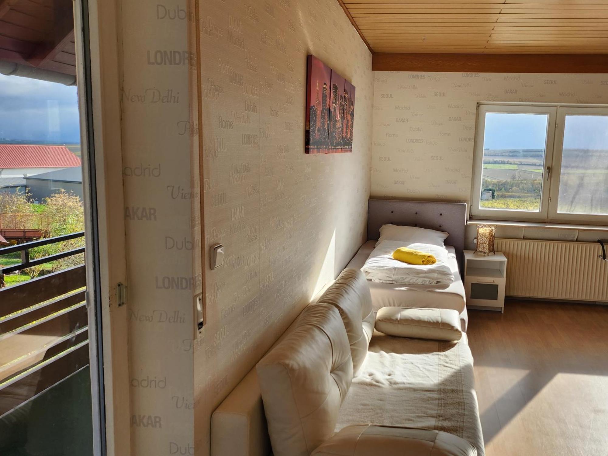 Ferienwohnung Ha-Wei -80 M2 Hangen-Weisheim Eksteriør bilde